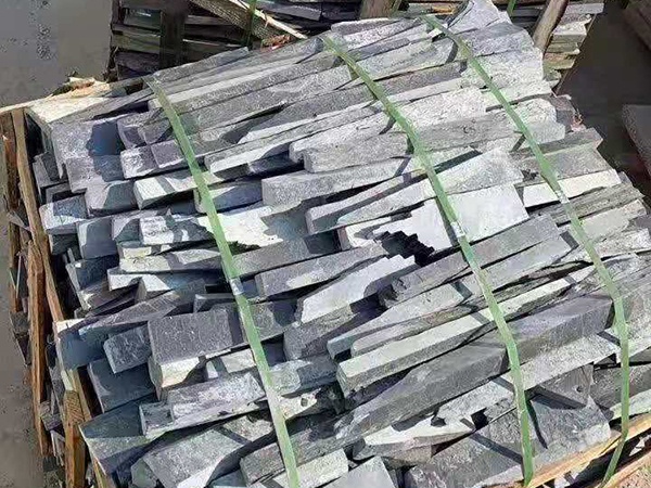 條石
