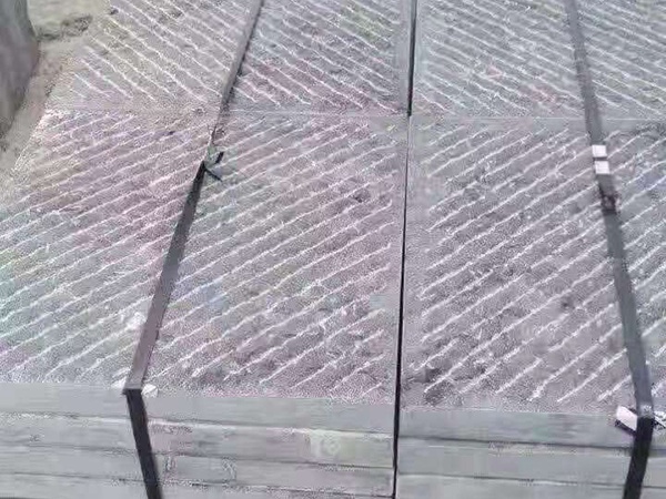 青石板棧道面