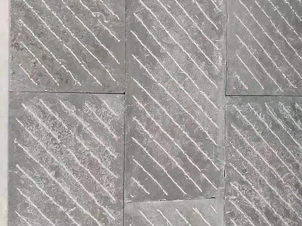 青石板棧道面